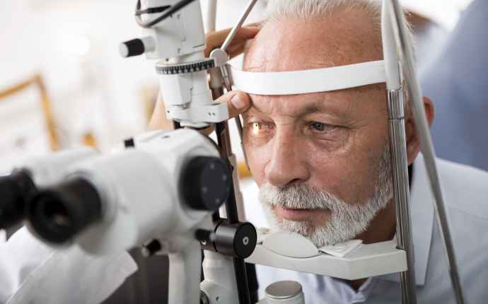 Glaukooma on usein oireeton ja siksi vaikea tunnistaa – tunnetko riskitekijät?