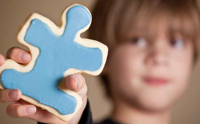 Aspergerin oireyhtymä aiheuttaa haasteita tunnetilojen ymmärtämisessä