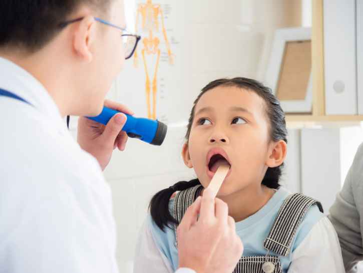 Mitä tehdä, kun lapsella on nielutulehdus?