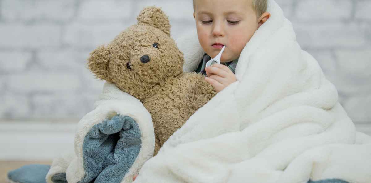 Lapsen kuumekouristus pelästyttää – oireet ja hoito