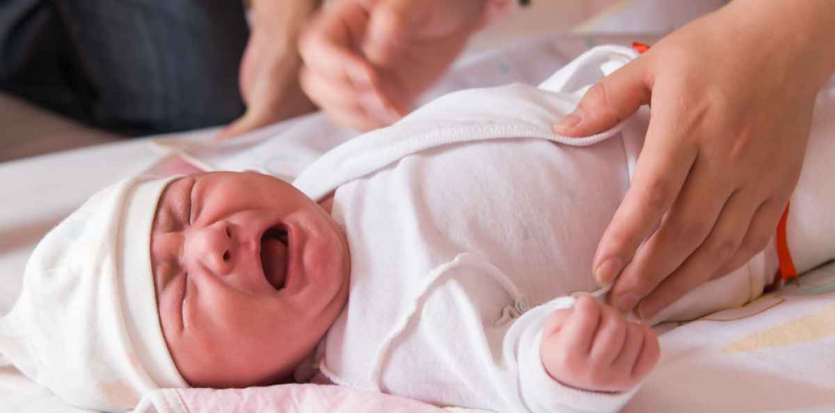 Vanhempien päihde- ja mielenterveysongelmat suurentavat lapsen kiintymyssuhdehäiriön riskiä